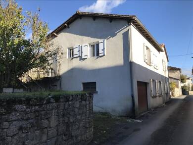 Maison à vendre 72 150 € 6 pièces 5 chambres 123 m² 336 m² de terrain La Tour Blanche Cercles 24320