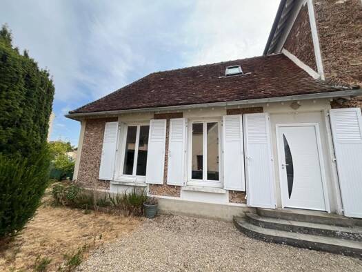 Duplex à vendre 159 000 € 2 pièces 1 chambre 39,78 m² RDC Fontenay-Trésigny 77610