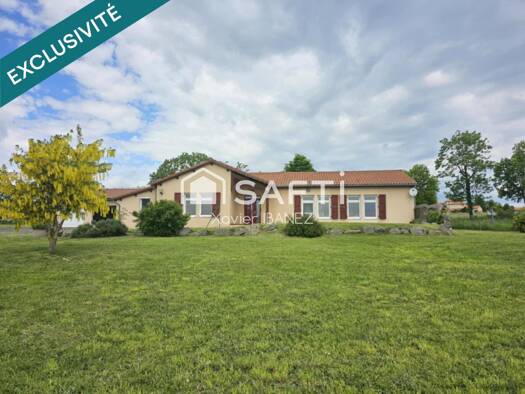 Maison de plain-pied à vendre 239 000 € 6 pièces 3 chambres 208 m² 3 226 m² de terrain Venteuges 43170