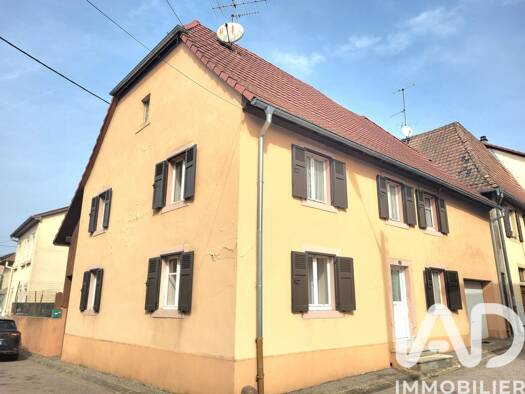 Maison à vendre 85 000 € 7 pièces 4 chambres 117 m² 212 m² de terrain Saint-Amarin 68550