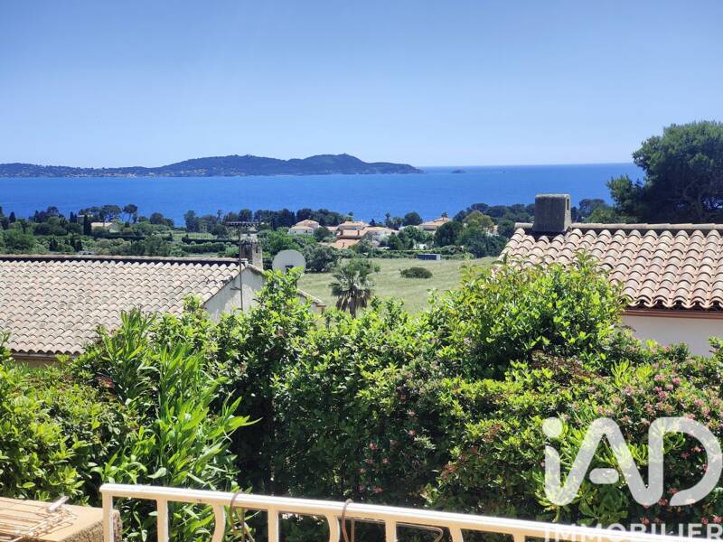 Maison à vendre, 176m², CARQUEIRANNE