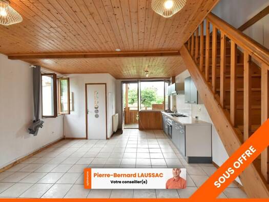 Duplex à vendre 119 200 € 2 pièces 1 chambre 48 m² Châteauneuf 73390