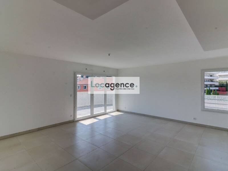 Maison à louer, 66m², MANDELIEU LA NAPOULE