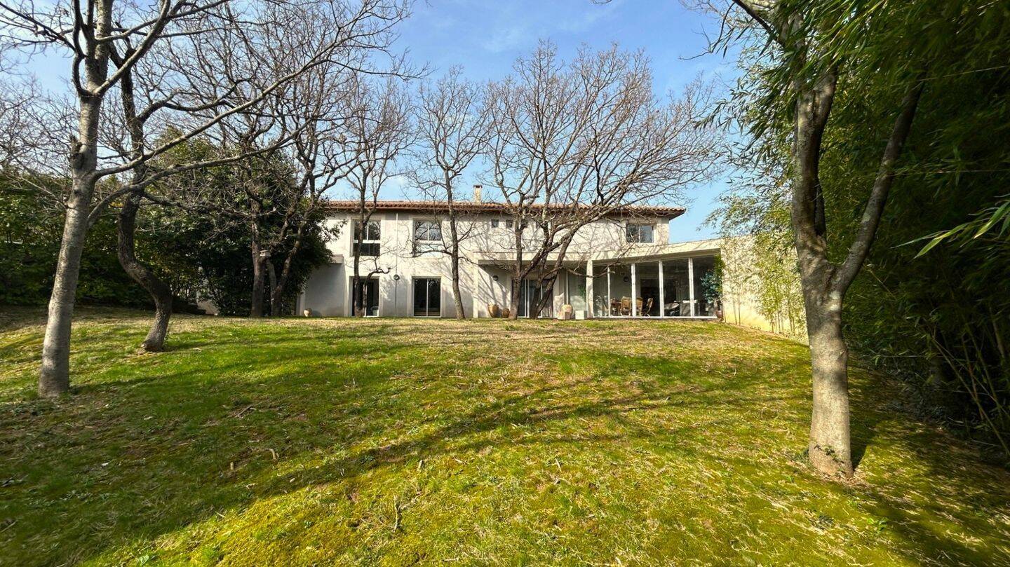Maison à vendre, 286m², SAINT MARTIN DE LONDRES