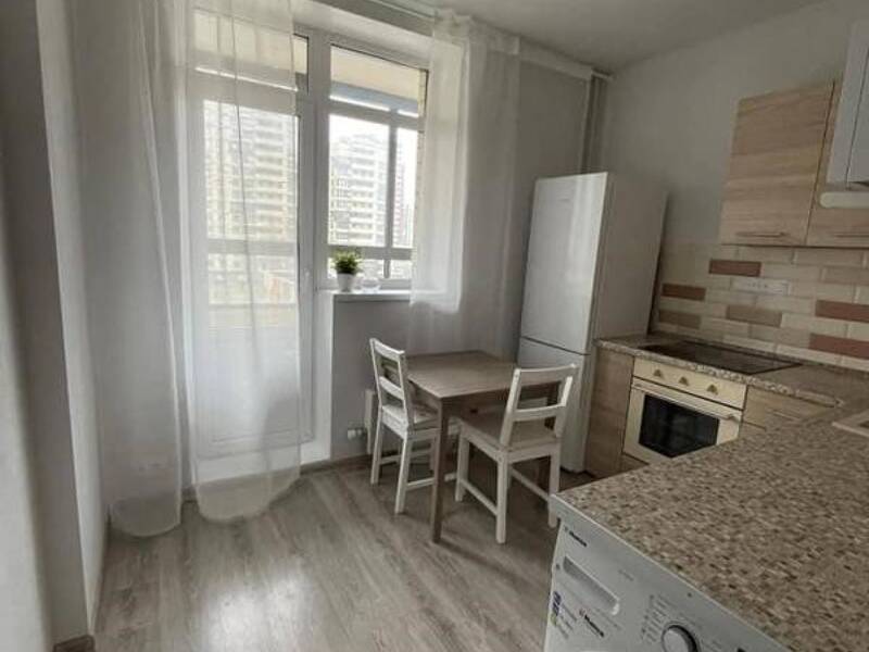 Maison à louer, 24m², PARIS 18E