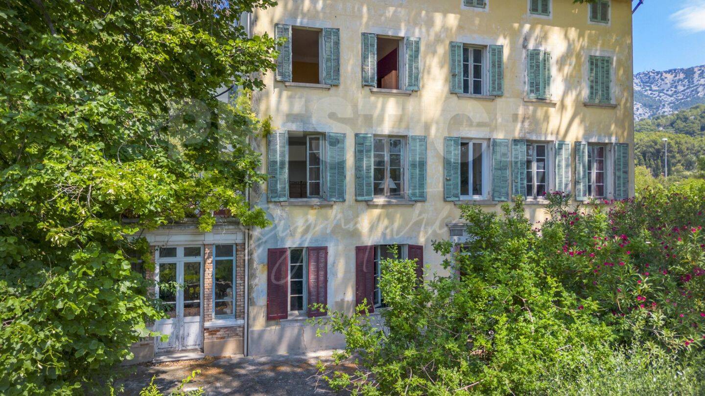 Maison à vendre, 385m², LA VALETTE DU VAR
