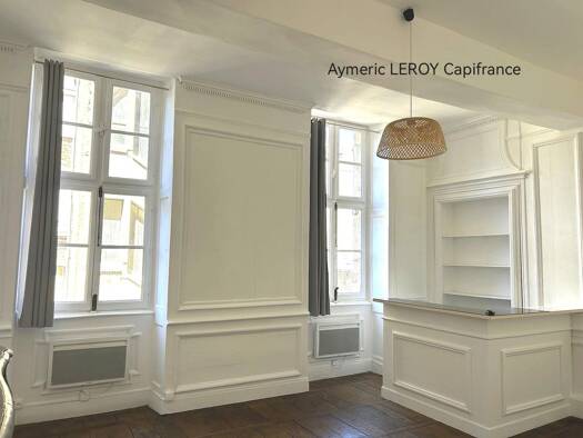 Appartement à vendre 125 000 € 1 pièce 27 m² Étage 1/3 Centre Rennes 35000