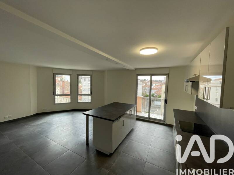 Maison à louer, 76m², SAINT ETIENNE