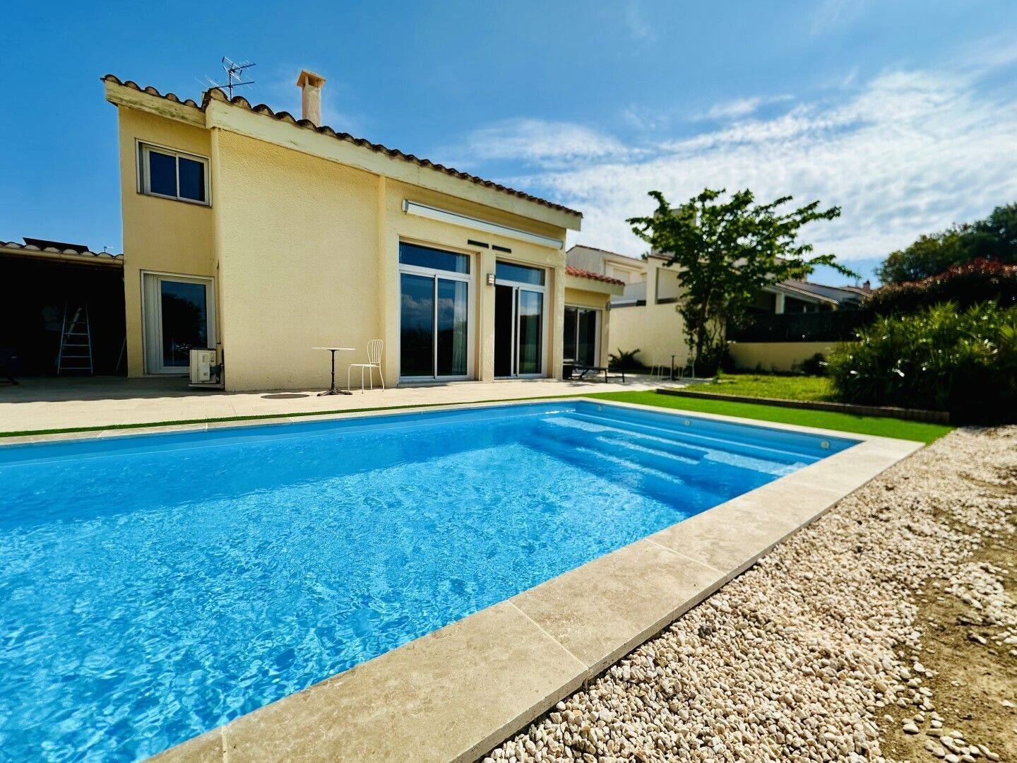 Maison à vendre, 122m², VILLENEUVE DE LA RAHO