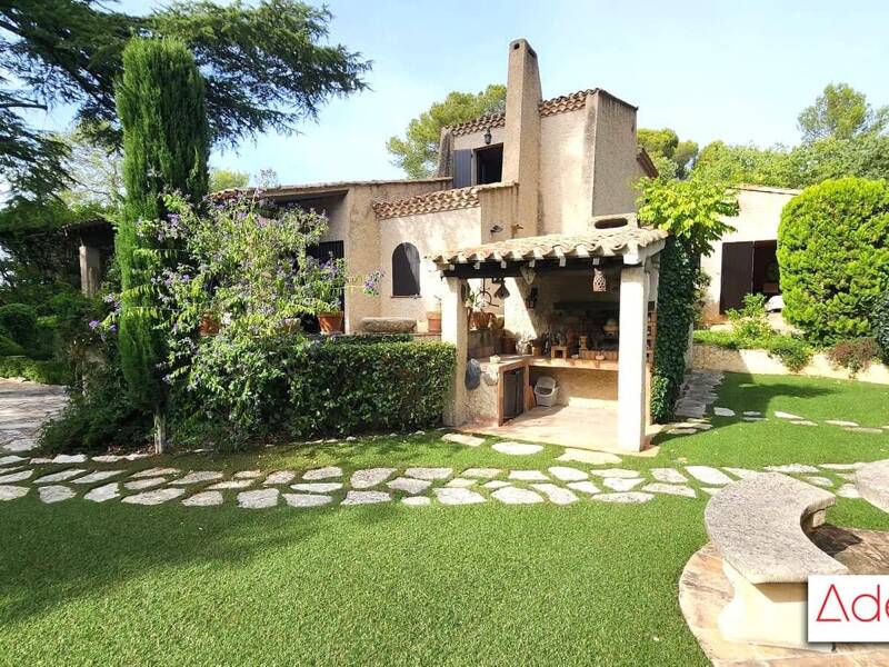 Maison à vendre, 240m², NIMES