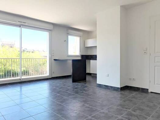 Appartement à vendre 185 000 € 3 pièces 2 chambres 63 m² Étage 1/2 Vallée Blanc Four Roncq 59223