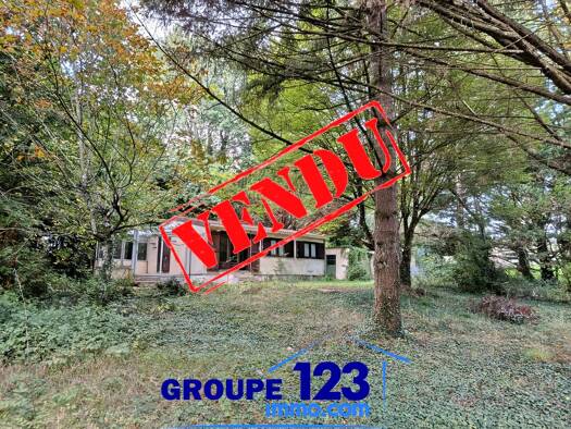 Maison à vendre 49 900 € 3 pièces 2 chambres 46 m² 2 277 m² de terrain La Ferté-Loupière 89110