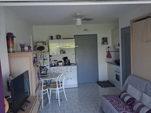 Appartement à vendre 205 000 € 1 pièce 36 m² Étage 4/8 La Grande-Motte 34280