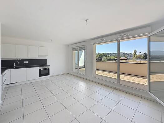 Appartement à vendre 310 000 € 3 pièces 2 chambres 68 m² Étage 1/1 Cranves-Sales 74380