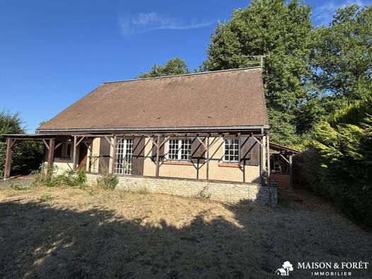 Maison à vendre 147 000 € 4 pièces 3 chambres 155 m² 660 m² de terrain Gien 45500