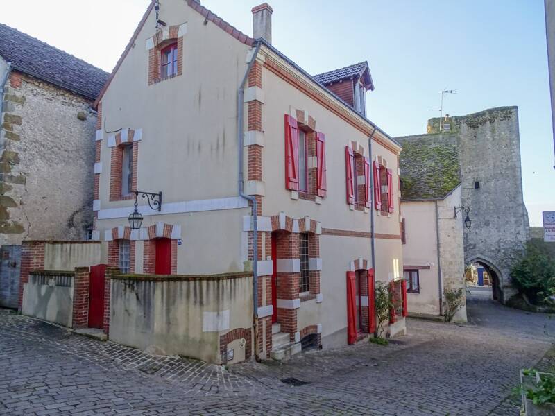Maison à louer, 134m², MENNETOU SUR CHER