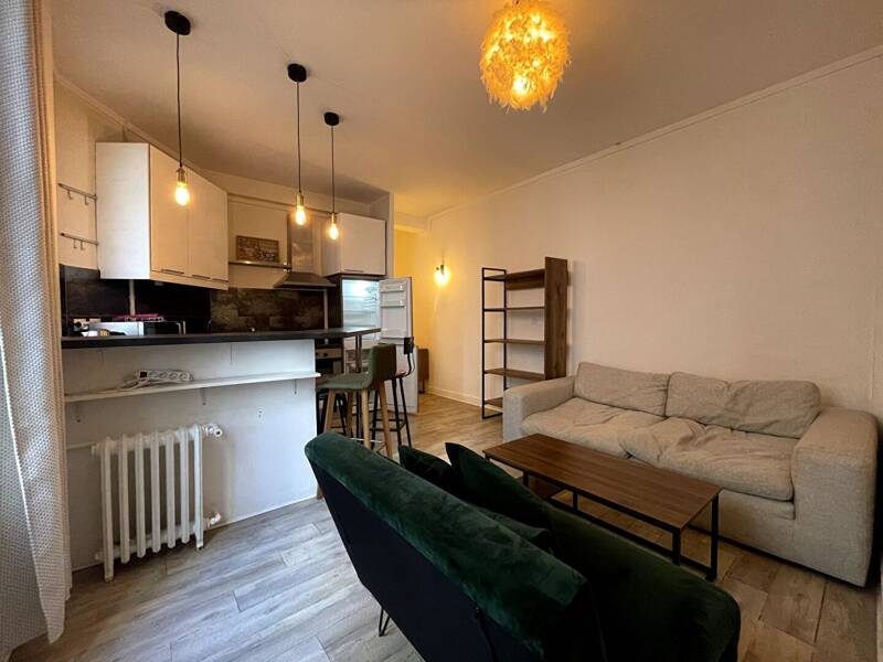 Maison à louer, 40m², PARIS 18E