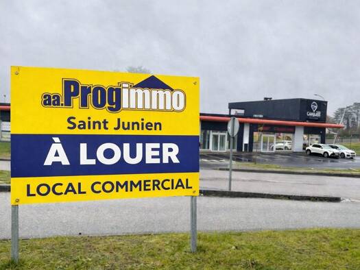 Local commercial à louer 775 € 57 m² de surface de vente Est Saint-Junien 87200