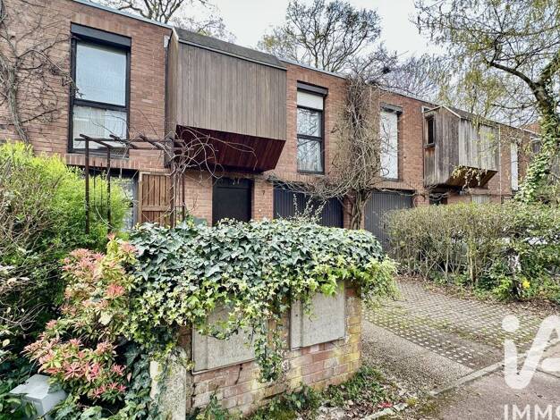 Maison à vendre 310 000 € 6 pièces 4 chambres 130 m² 149 m² de terrain Epinettes Ouest Évry-Courcouronnes 91000