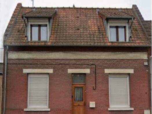 Maison de ville à louer 850 € 3 pièces 2 chambres 84 m² 100 m² de terrain Montdidier 80500
