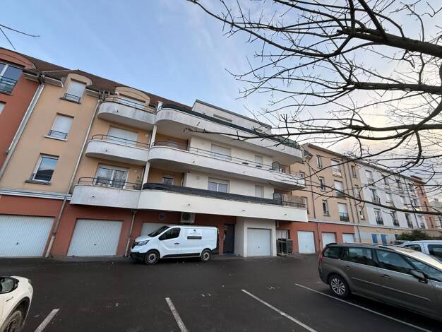 Appartement à vendre 179 900 € 3 pièces 2 chambres 60,3 m² Vieux Persan Persan 95340