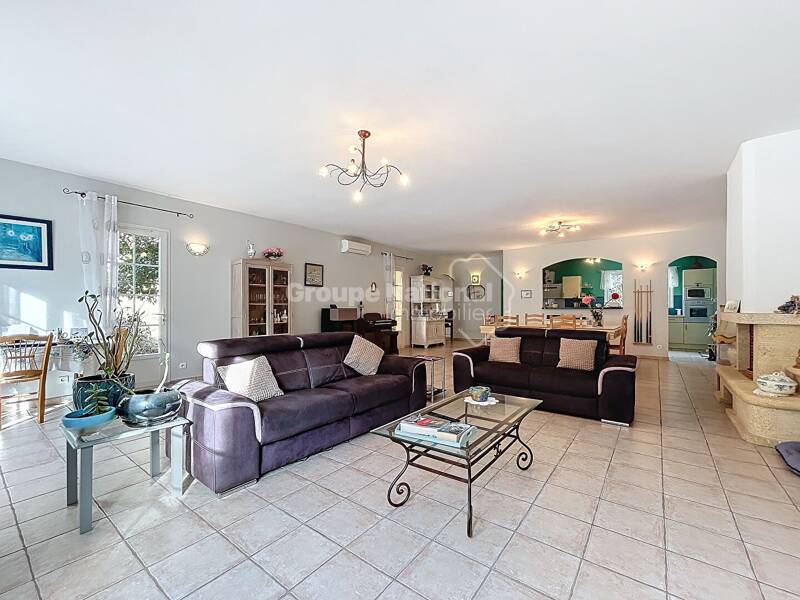 Maison à vendre, 315m², SAINT RESTITUT