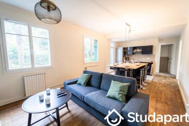 Appartement à louer 445 € 1 pièce 1 chambre 13 m² 1er étage Saint Cybard-Houmeau Angoulême 16000