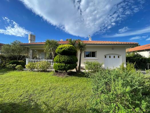 Maison de plain-pied à vendre 306 000 € 6 pièces 2 chambres 98 m² 1 000 m² de terrain Benesse Maremne 40230