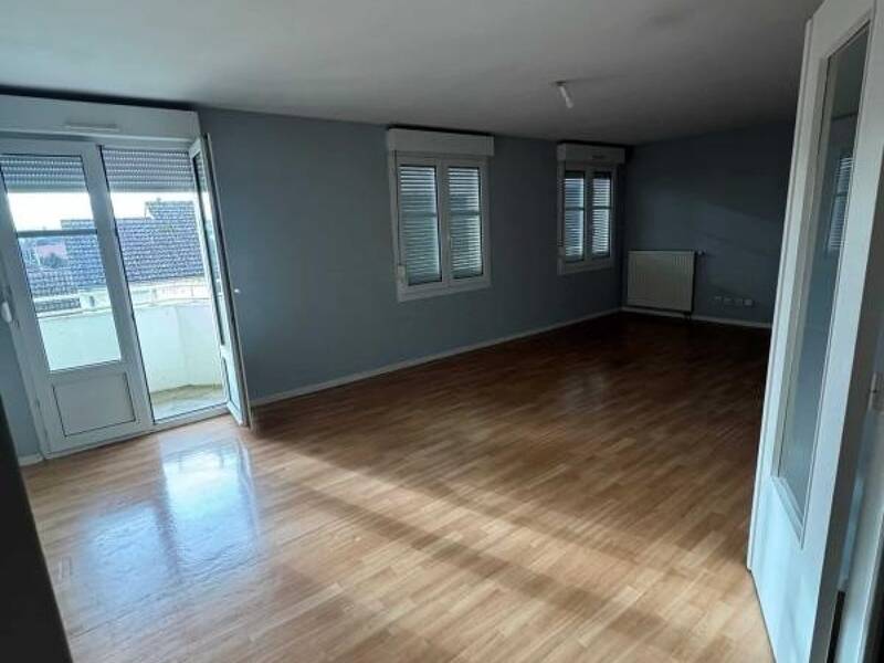 Maison à louer, 95m², SAINT JULIEN LES VILLAS