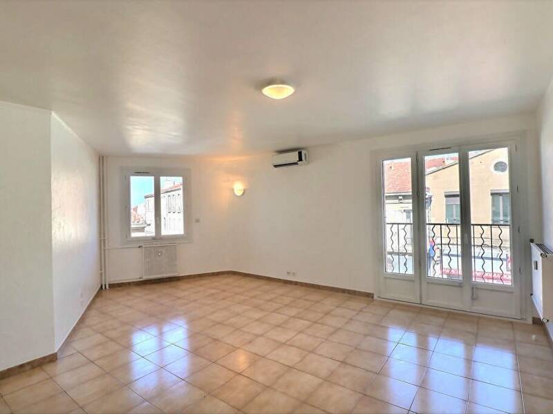 Maison à louer, 74m², MARSEILLE 12E