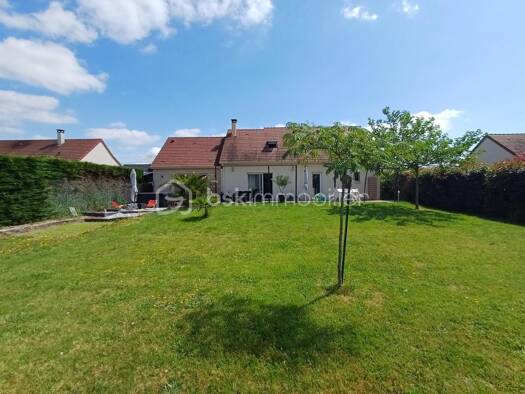 Maison à vendre 365 000 € 9 pièces 5 chambres 144 m² 1 000 m² de terrain Villandry 37510