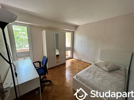 Studio à louer 530 € 1 pièce 1 chambre 12 m² 3ème étage CCLAPS-Camponac Pessac 33600