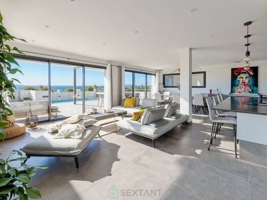 Maison à vendre 1 190 000 € 7 pièces 6 chambres 300 m² 1 007 m² de terrain La Grande Conque-La Romaniquette Istres 13800