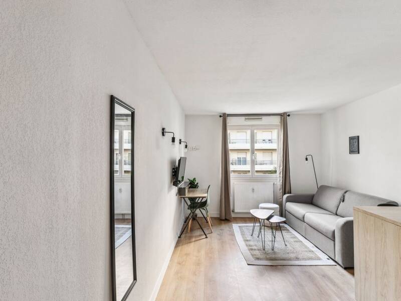 Maison à louer, 26m², MARSEILLE 5E
