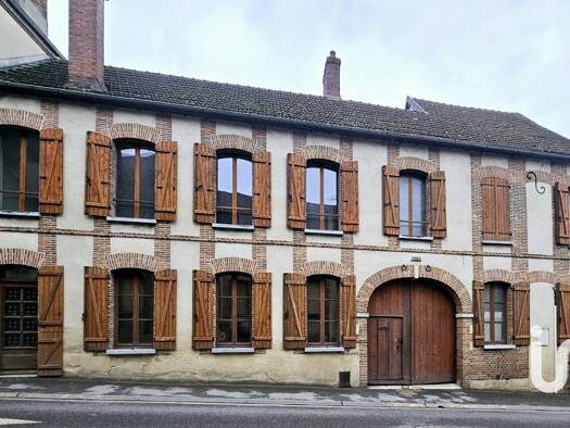 Maison à vendre 113 500 € 5 pièces 3 chambres 125 m² 157 m² de terrain Barbonne-Fayel 51120