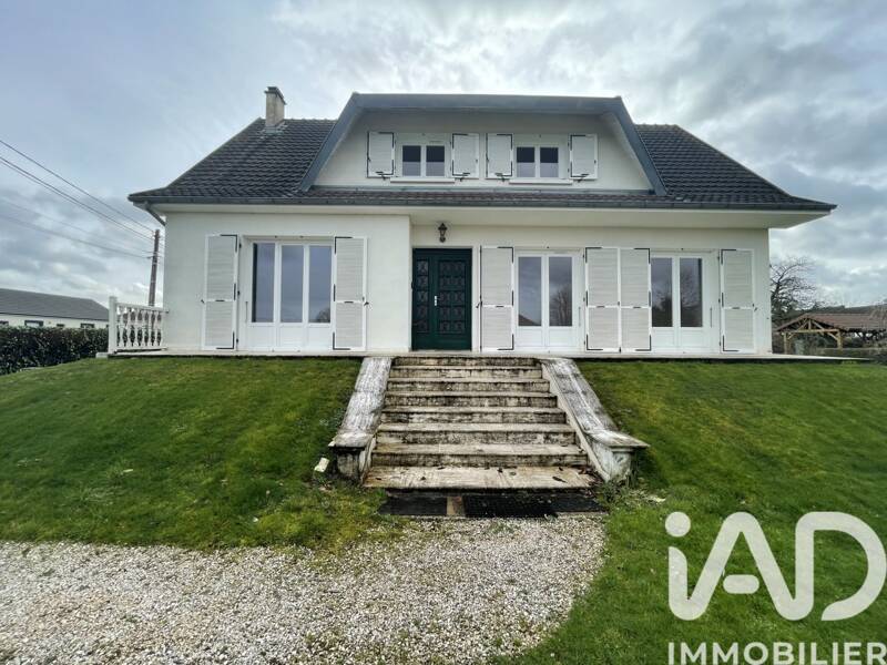 Maison à vendre, 128m², DECIZE