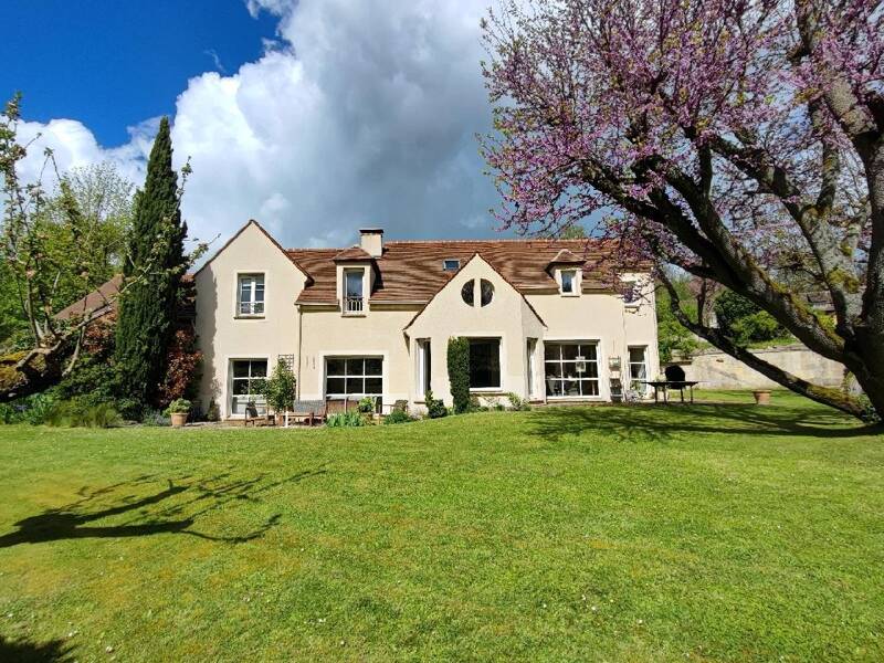 Maison à vendre, 231m², NESLES LA VALLEE