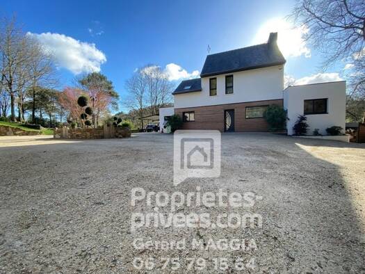 Maison à vendre 582 400 € 7 pièces 3 chambres 130 m² 3 500 m² de terrain Monterblanc 56250