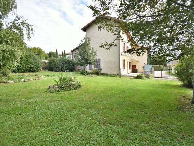 Maison à vendre 397 000 € 4 pièces 3 chambres 110 m² 6 211 m² de terrain Sainte-Julie 01150