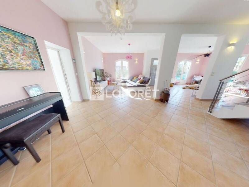 Maison à vendre, 168m², LA FARE LES OLIVIERS