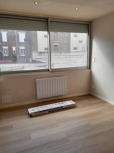 Appartement à louer 430 € 1 pièce 18 m² Arras 62000