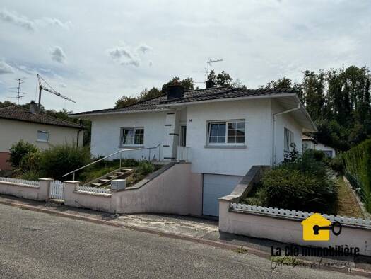 Maison de plain-pied à vendre 309 400 € 4 pièces 2 chambres 96,32 m² 633 m² de terrain Bartenheim 68870