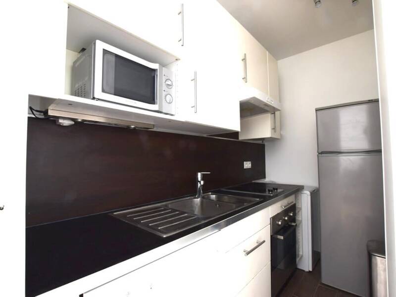 Maison à louer, 40m², PARIS 16E