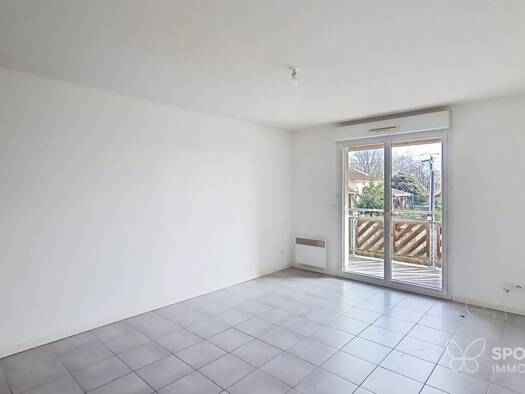 Appartement à louer 410 € 2 pièces 1 chambre 36 m² Étage 1/1 Miramont-de-Guyenne 47800