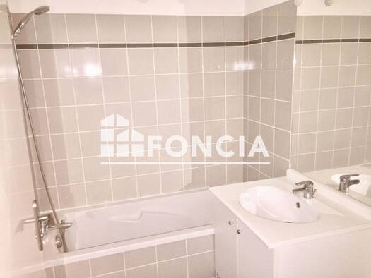 Appartement à louer 712 € 2 pièces 1 chambre 44,8 m² 3ème étage Kuhlmann Loos 59120