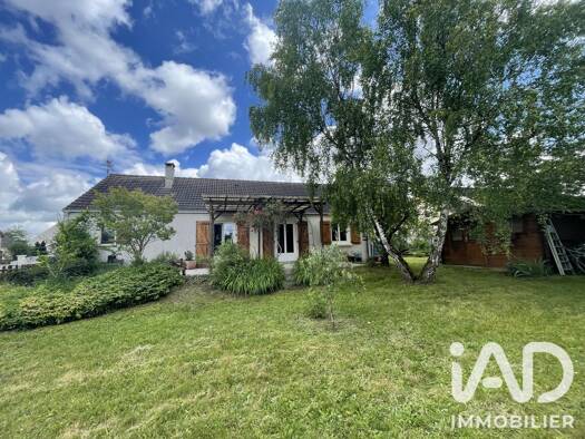 Maison de plain-pied à vendre 209 900 € 4 pièces 3 chambres 89 m² 715 m² de terrain Grez-sur-Loing 77880