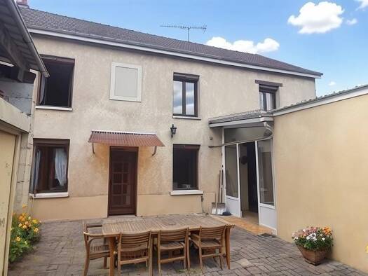 Maison à vendre 199 000 € 5 pièces 3 chambres 150 m² 390 m² de terrain Ay 51160