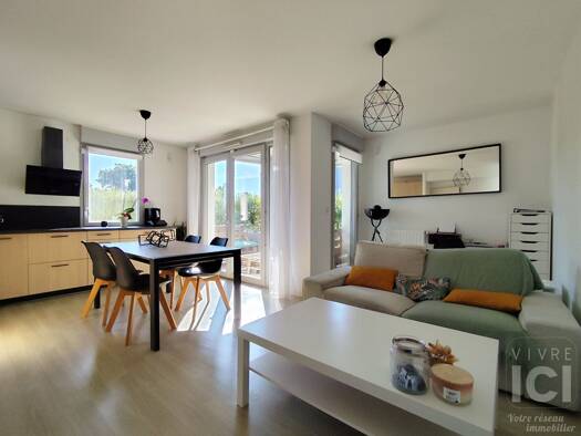 Appartement à vendre 179 990 € 2 pièces 1 chambre 45 m² RDC Bourg Nord Orvault 44700