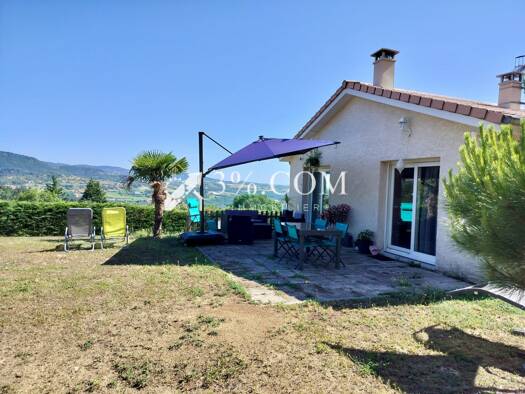 Villa à vendre 249 000 € 4 pièces 2 chambres 86 m² 2 213 m² de terrain Le Crestet 07270