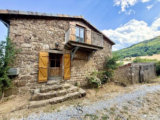 Maison à vendre 215 000 € 4 pièces 2 chambres 107 m² 812 m² de terrain Préaux 07290